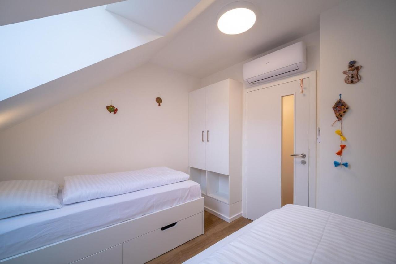 Holiday House U Hajenky 13P Lipno Home ليبنو ناد فلتافو المظهر الخارجي الصورة
